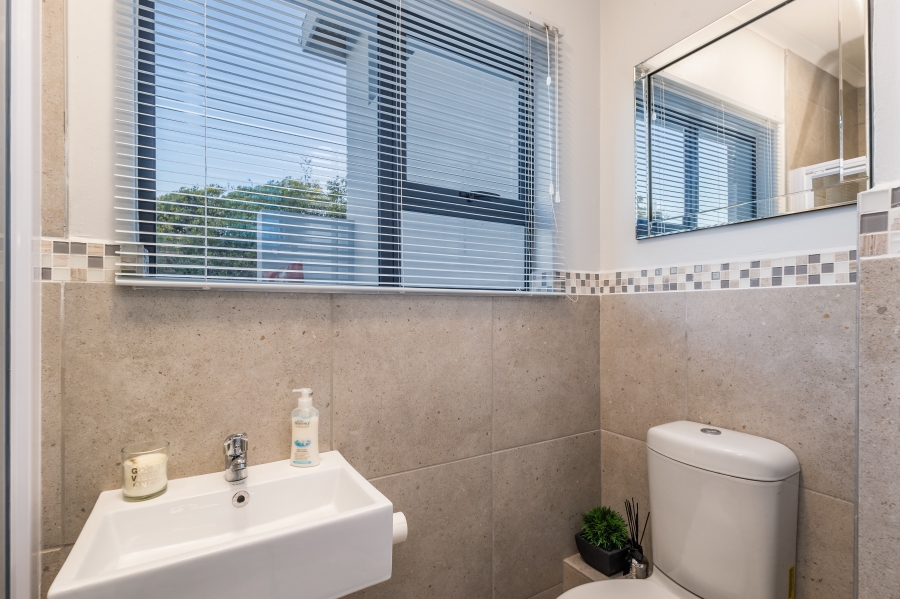 4 Bedroom Property for Sale in Welbedacht Western Cape